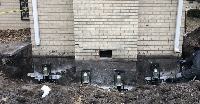 foundation contractors in Davenport